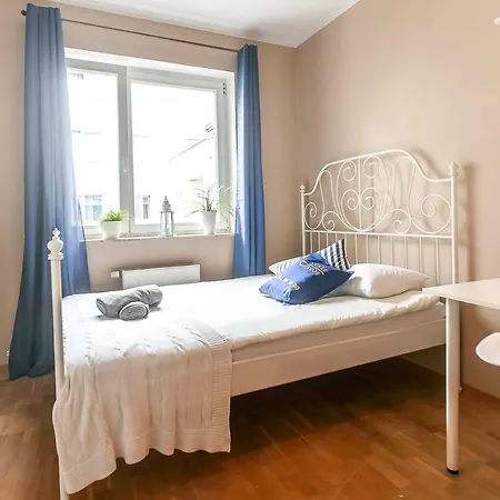 Apartament przy plaży z parkingiem - Okrzei 12 Apartament Sopot