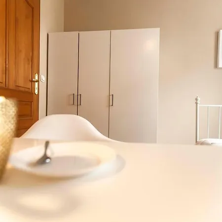Apartament przy plaży z parkingiem - Okrzei 12 Apartament *